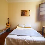 Quarto Casal Com Janela Casa Caramel