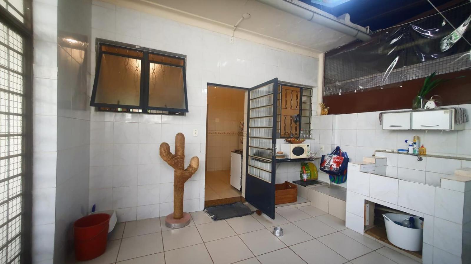 Casal Com Janela Casa Caramel Homestay