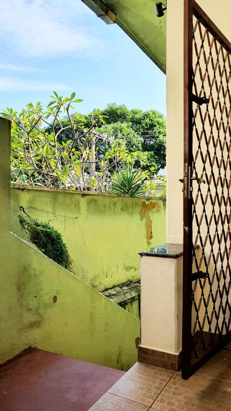 Casal Com Janela Casa Caramel Homestay Belo Horizonte